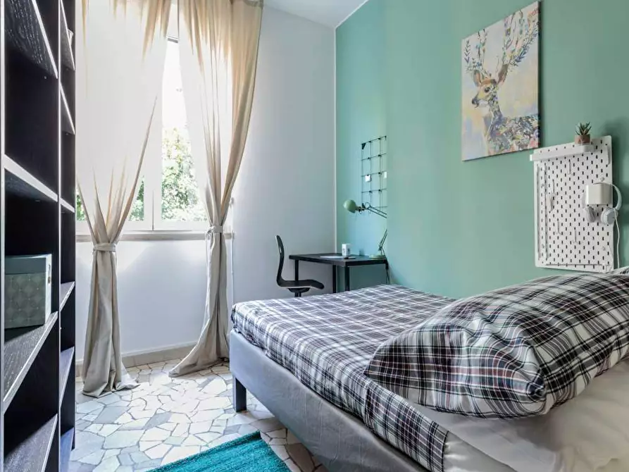 Immagine 3 di Camera in affitto  in Via Pisanello a Milano