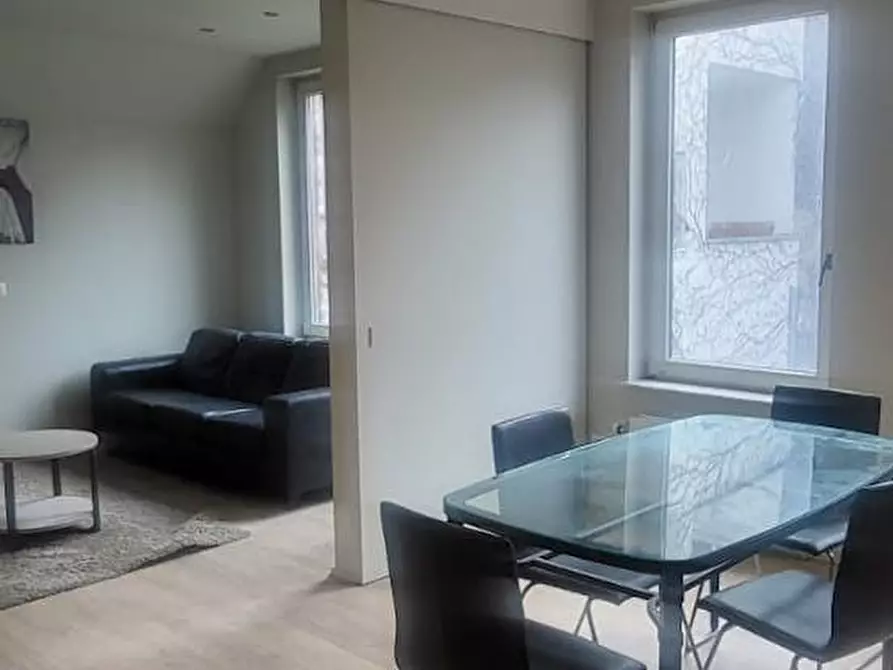 Immagine 1 di Appartamento in affitto  in Avenue Auguste Rodin a Ixelles