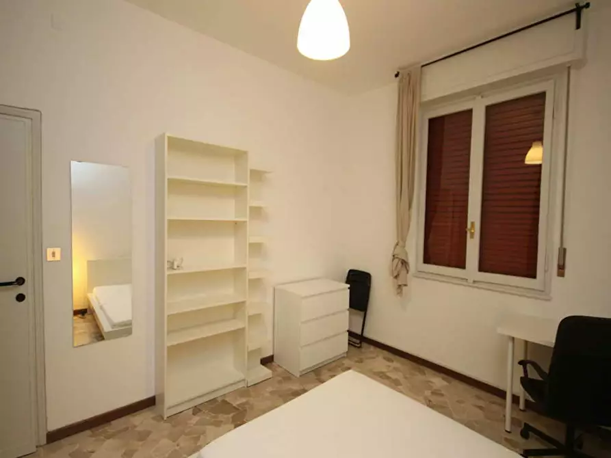 Immagine 9 di Camera in affitto  in Via Salvatore Barzilai a Milano