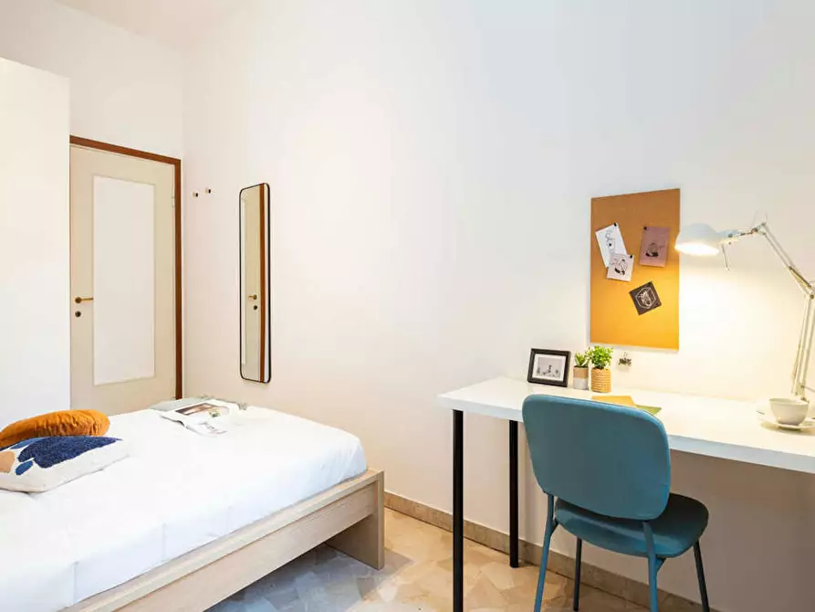 Immagine 9 di Camera in affitto  in Via Francesco Primaticcio a Milano