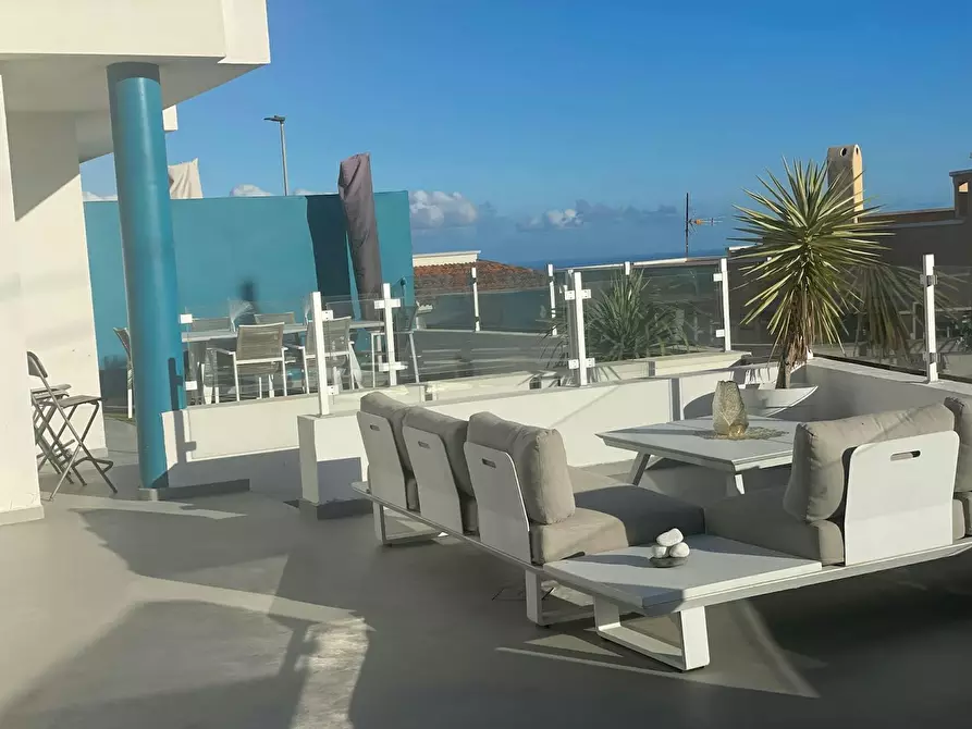 Immagine 4 di Casa indipendente in affitto  in Calle Drago a Santa Cruz De Tenerife