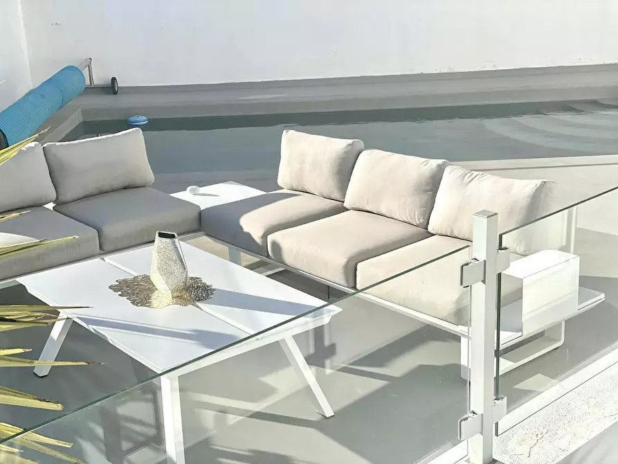 Immagine 2 di Casa indipendente in affitto  in Calle Drago a Santa Cruz De Tenerife