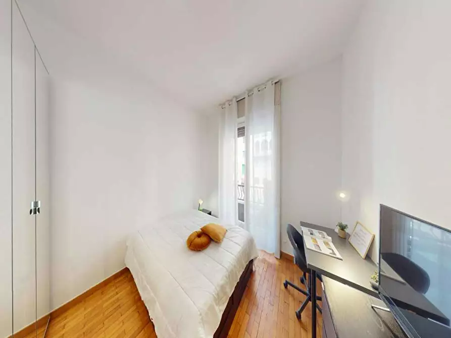 Immagine 4 di Camera in affitto  in Viale Tunisia a Milano