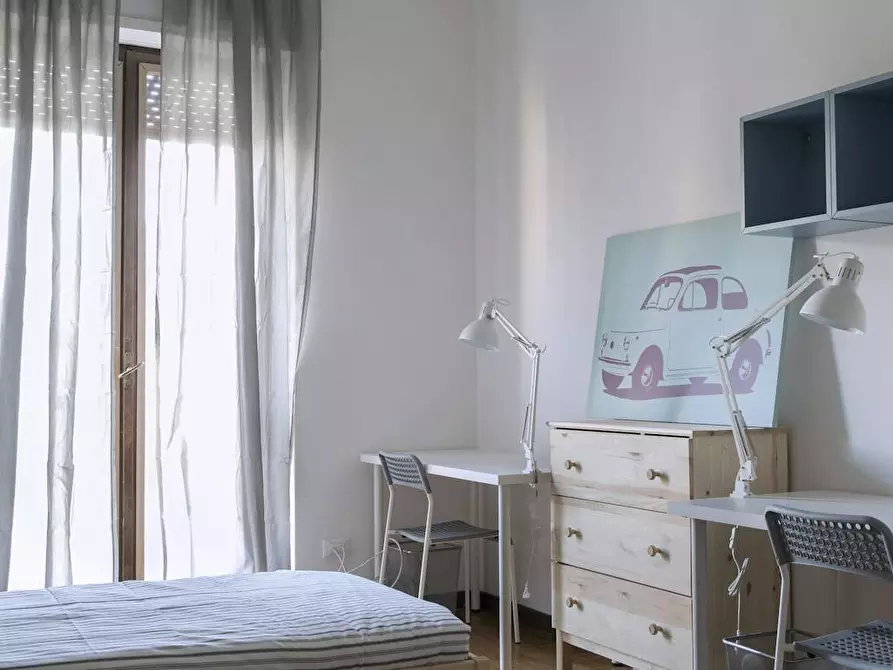 Immagine 4 di Camera condivisa in affitto  in Via Orti a Milano
