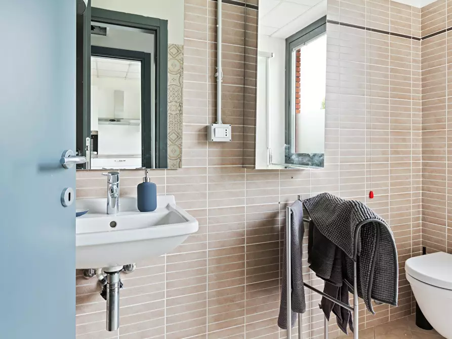 Immagine 8 di Camera in affitto  in Via Privata Deruta a Milano