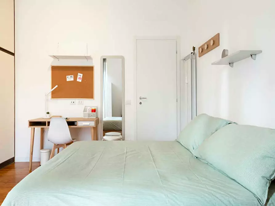 Immagine 3 di Camera in affitto  in Via Carmagnola a Milano