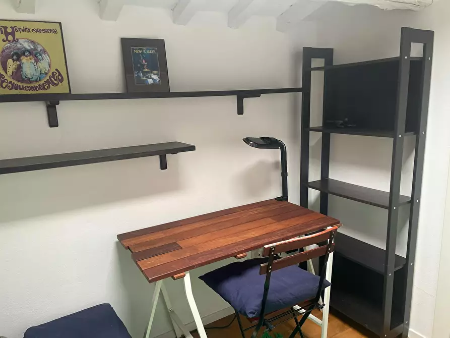 Immagine 3 di Camera in affitto  in Via del Gelsomino a Firenze