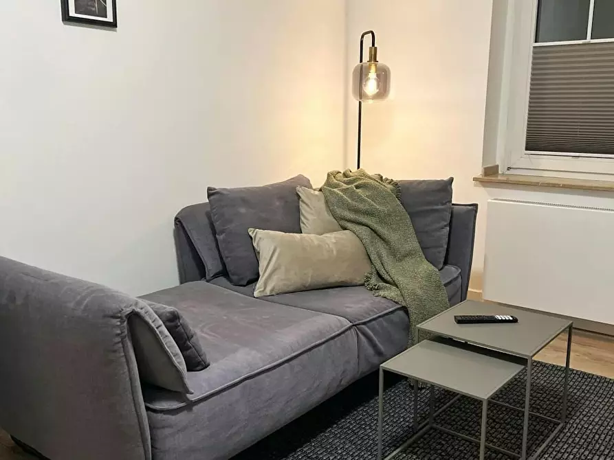 Immagine 1 di Appartamento in affitto  in Adersstraße a Düsseldorf