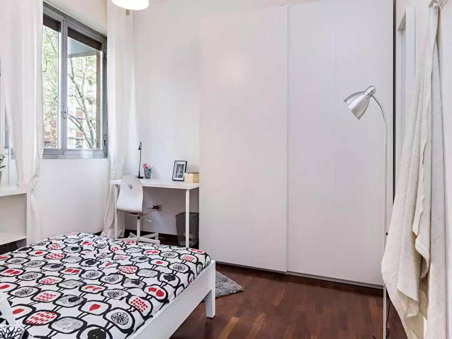 Immagine 1 di Camera in affitto  in Via Giuseppe Frua a Milano