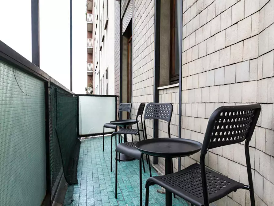 Immagine 6 di Camera in affitto  in Viale Papiniano a Milano