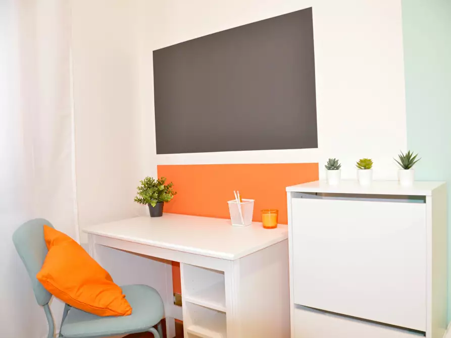 Immagine 2 di Camera in affitto  in Piazzale Risorgimento a Modena