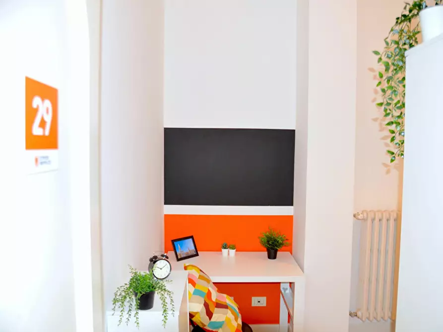 Immagine 2 di Camera in affitto  in Viale Ciro Menotti a Modena