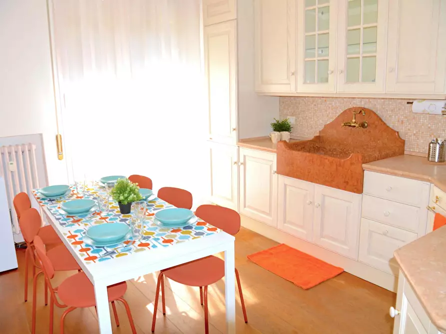 Immagine 10 di Camera in affitto  in Viale Ciro Menotti a Modena