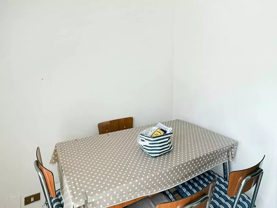 Immagine 4 di Camera in affitto  in Via Carlo Pisacane a Catanzaro