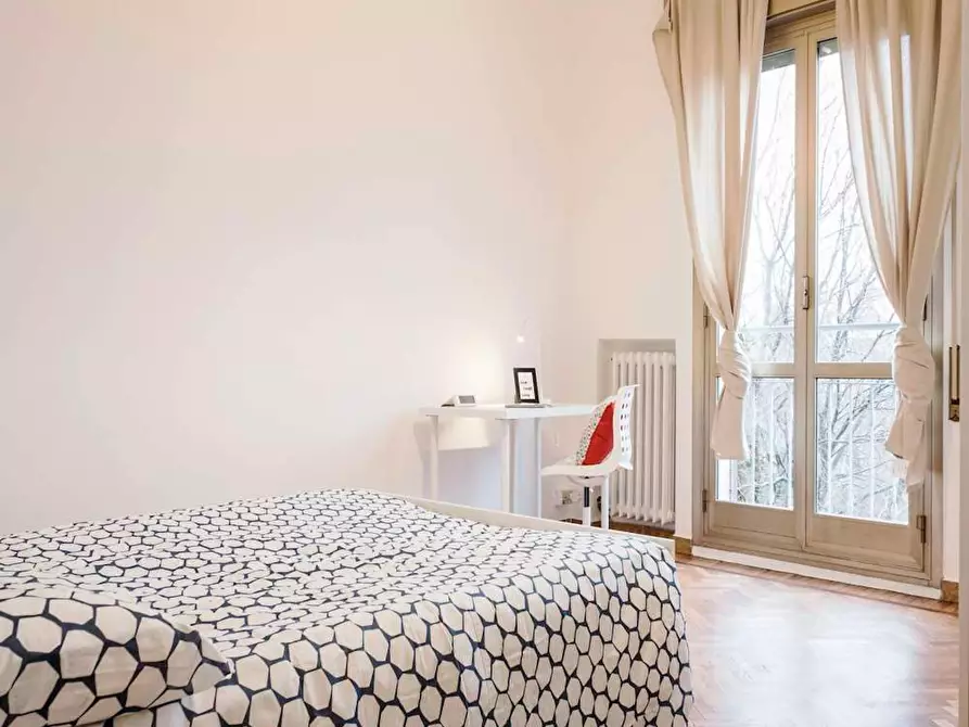 Immagine 1 di Camera in affitto  in Via delle Belle Arti a Bologna