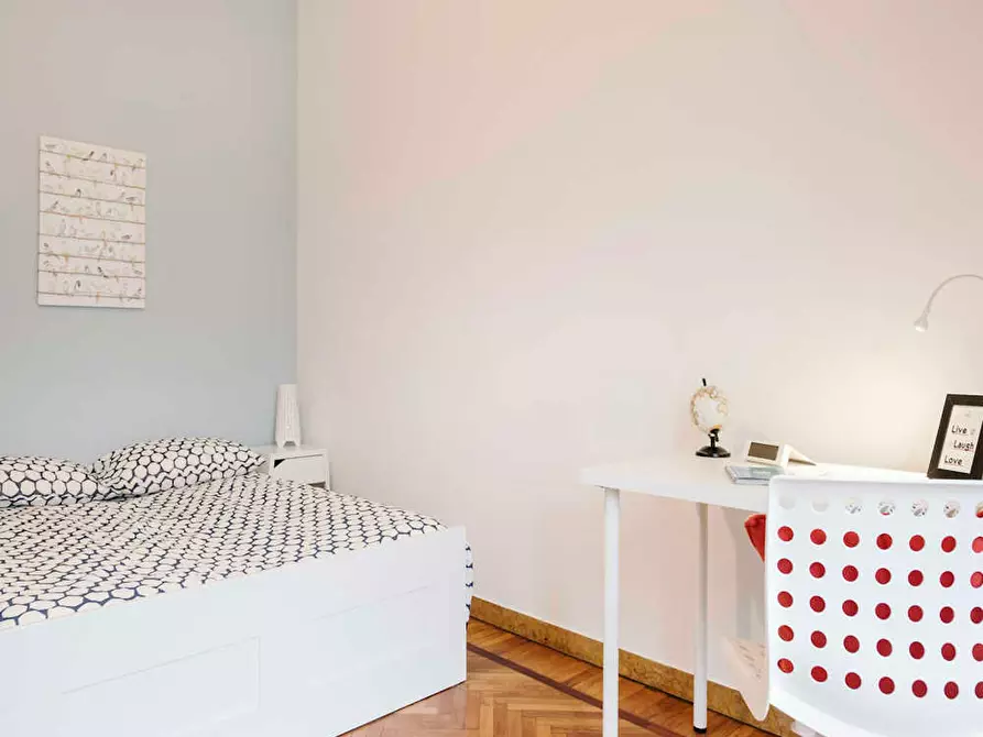 Immagine 3 di Camera in affitto  in Via delle Belle Arti a Bologna