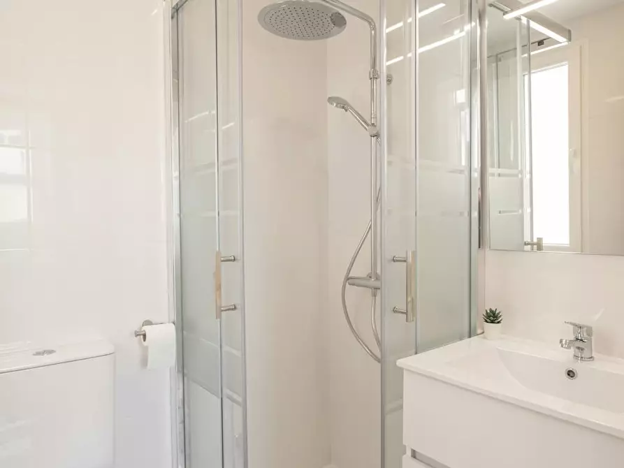 Immagine 6 di Camera in affitto  in Calle Tarragona a Zaragoza