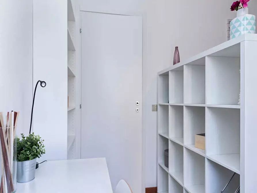 Immagine 8 di Camera in affitto  in Via Giuseppe Frua a Milano