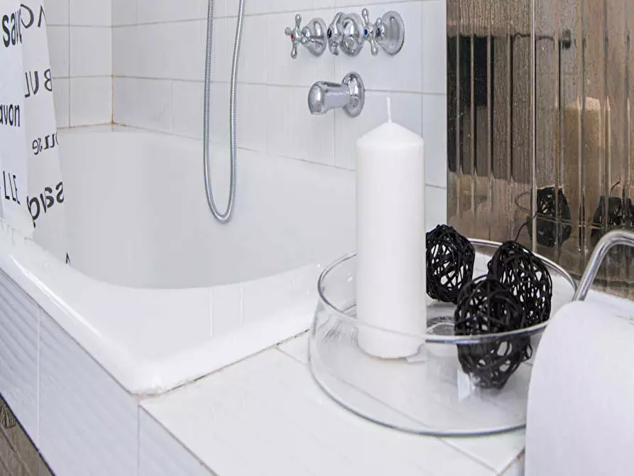 Immagine 9 di Camera in affitto  in Viale Brianza a Milano