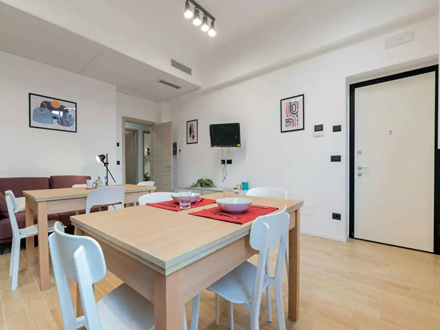 Immagine 10 di Camera in affitto  in Via Carlo Pedrotti a Torino