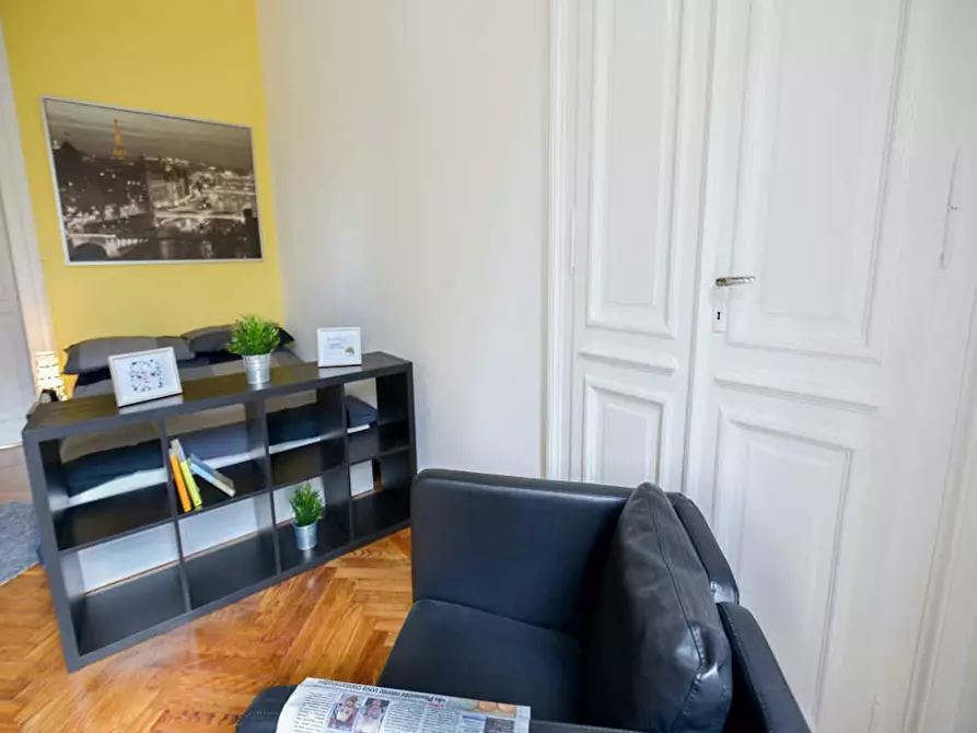 Immagine 4 di Camera in affitto  in Via San Secondo a Torino