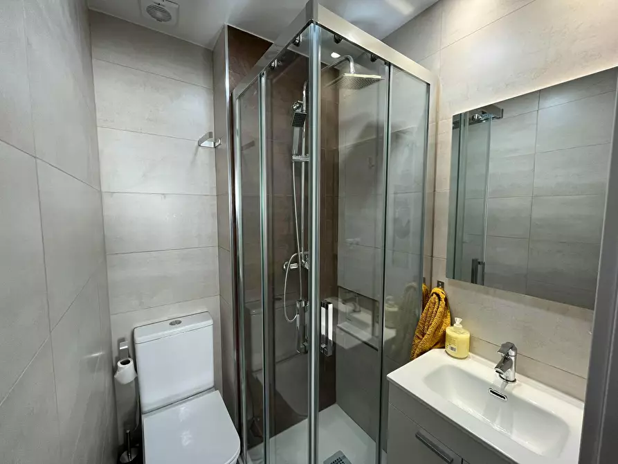 Immagine 5 di Camera in affitto  in Calle Vidal de Canellas a Zaragoza