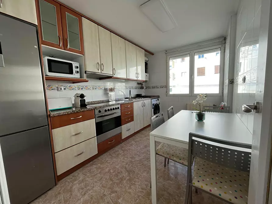 Immagine 7 di Camera in affitto  in Calle Vidal de Canellas a Zaragoza