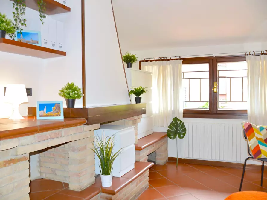 Immagine 5 di Camera in affitto  in Via Filippo Turati a Modena