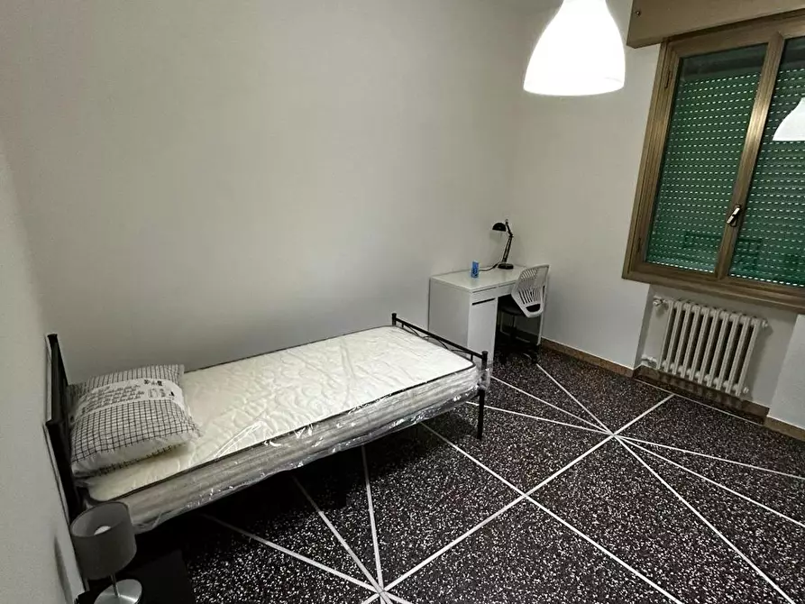 Immagine 4 di Camera in affitto  in Via Filippo Beroaldo a Bologna