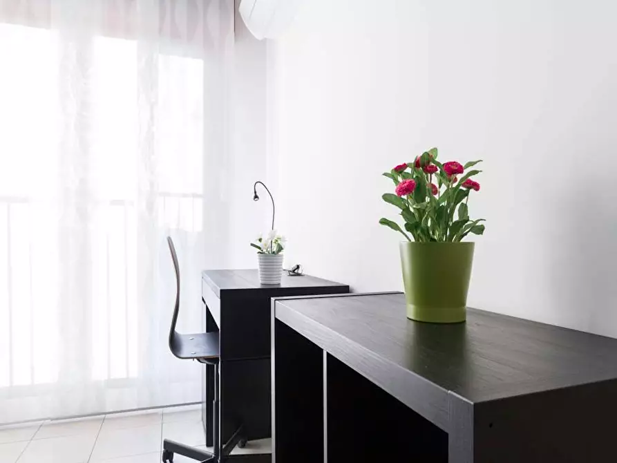 Immagine 5 di Camera in affitto  in Largo Cavalieri di Malta a Milano