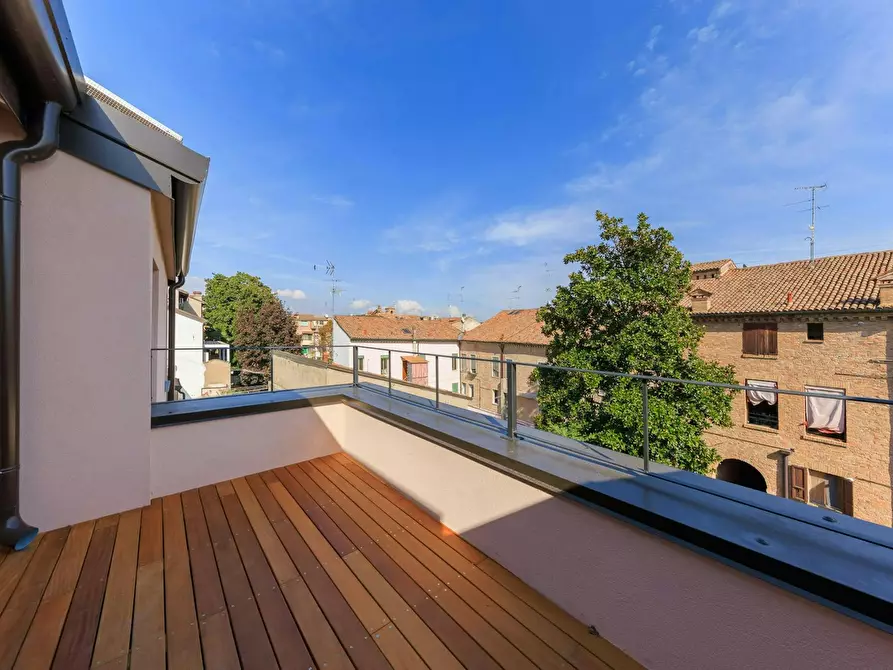 Immagine 9 di Camera in affitto  in Via Fondobanchetto a Ferrara