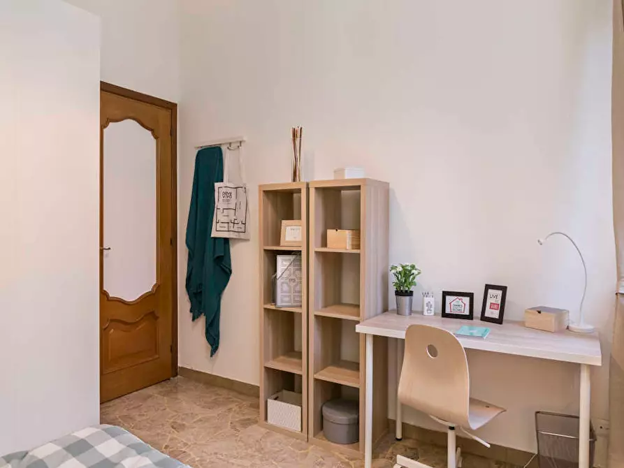 Immagine 7 di Camera in affitto  in Via Vincenzo Rabolini a Milano