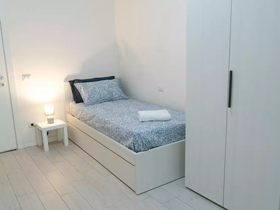 Immagine 2 di Appartamento in affitto  in Via Pietro da Cemmo a Milano