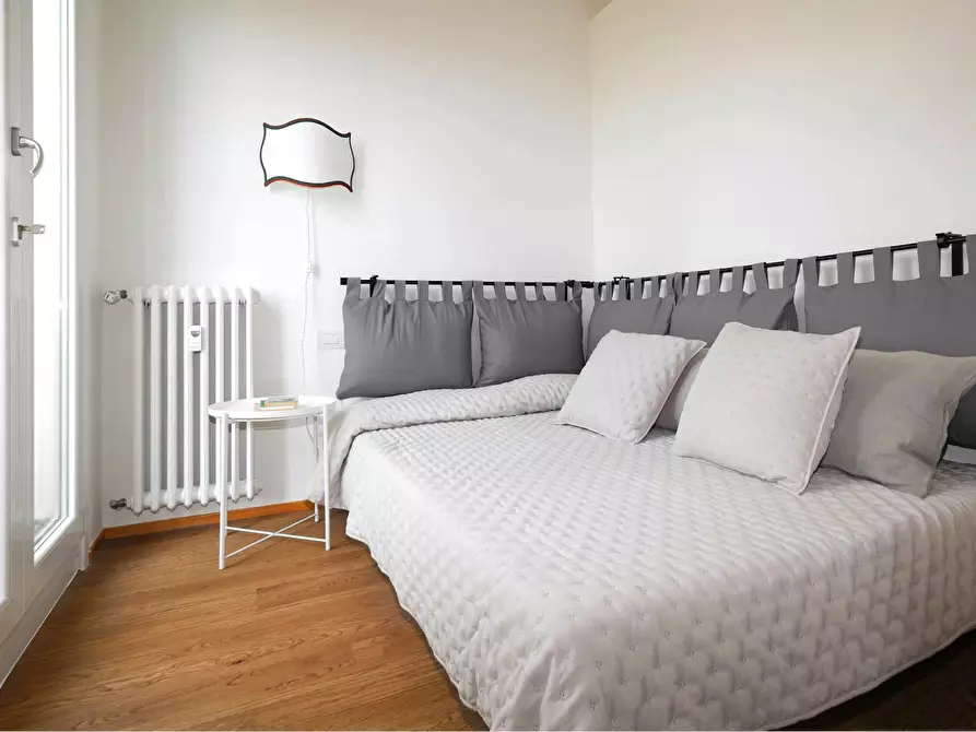 Immagine 4 di Appartamento in affitto  in Via Brera a Milano