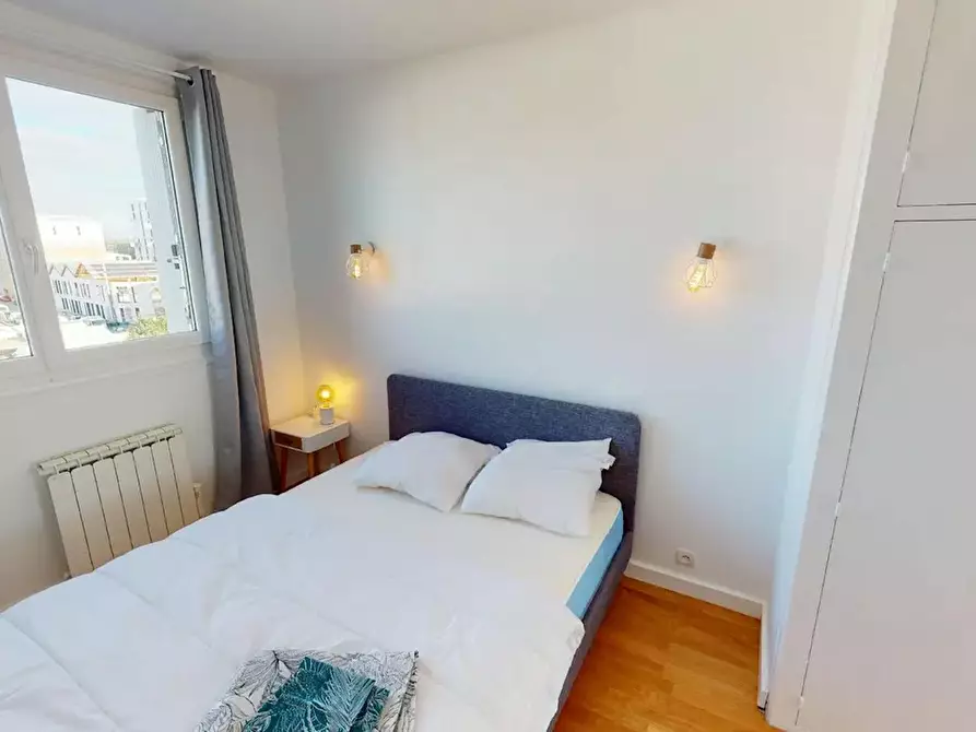 Immagine 3 di Camera in affitto  in Cours Édouard Vaillant a Bordeaux