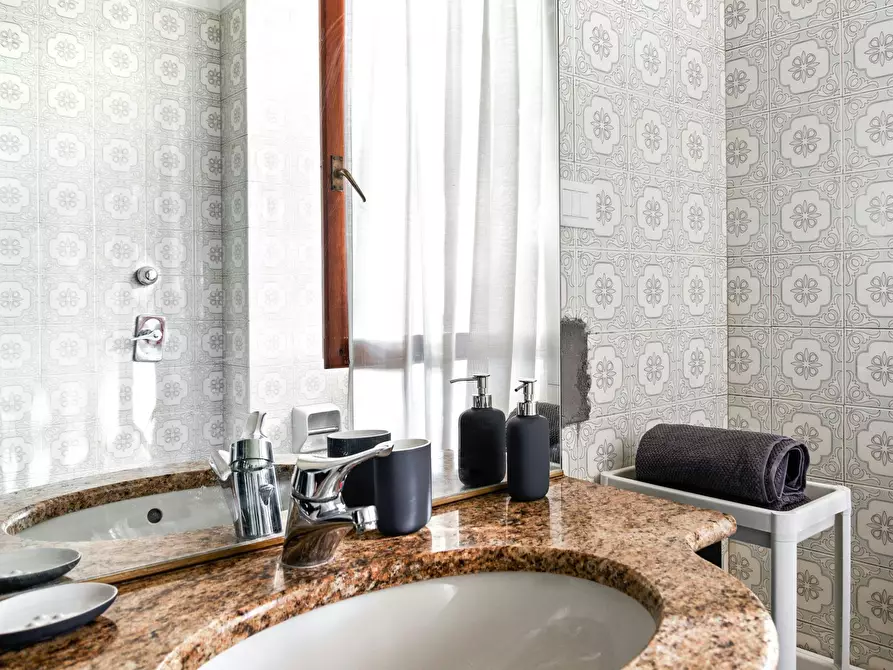 Immagine 7 di Camera in affitto  in Via Federico Tesio a Milano