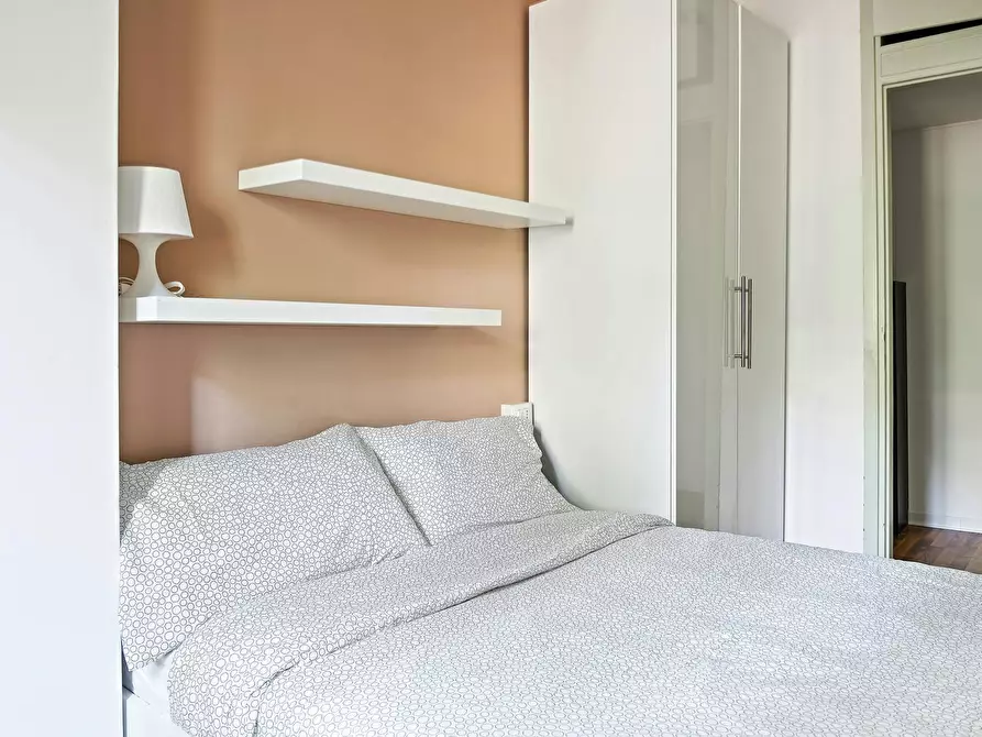 Immagine 1 di Camera in affitto  in Via Federico Tesio a Milano