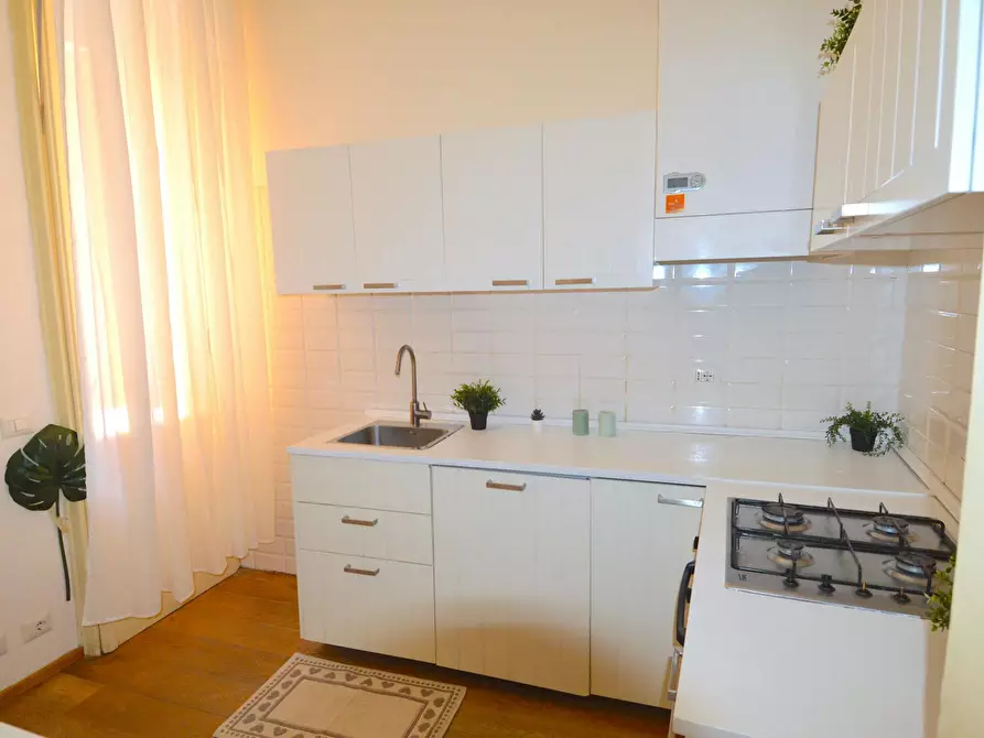 Immagine 5 di Camera in affitto  in Corso Canalgrande a Modena