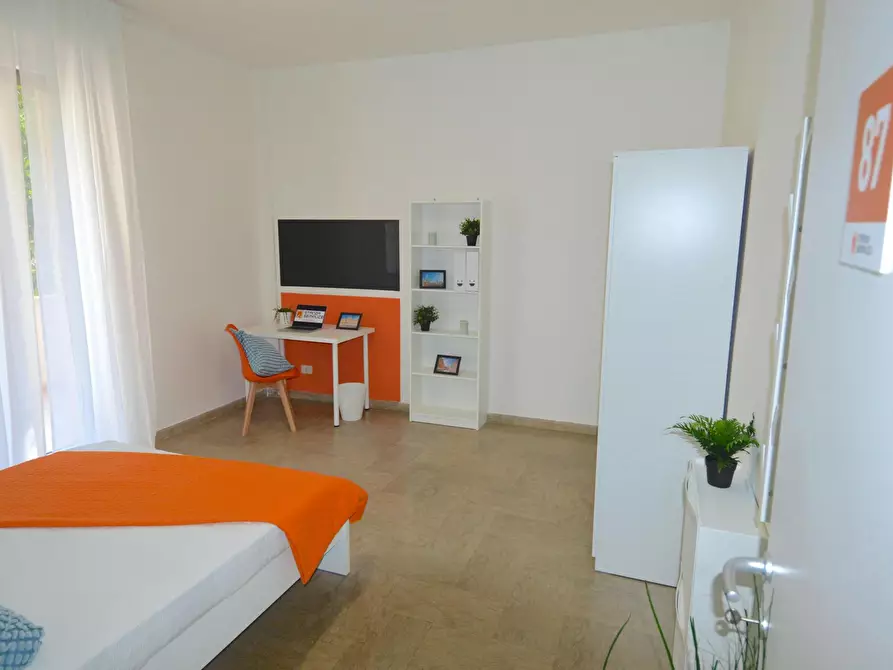 Immagine 1 di Camera in affitto  in Via Emilia Est a Modena