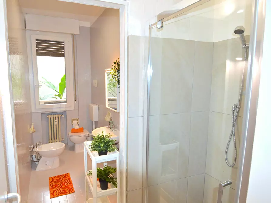 Immagine 8 di Camera in affitto  in Via Emilia Est a Modena