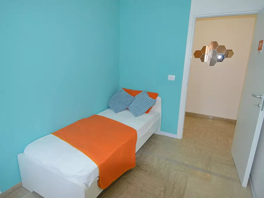 Immagine 2 di Camera in affitto  in Via Emilia Est a Modena