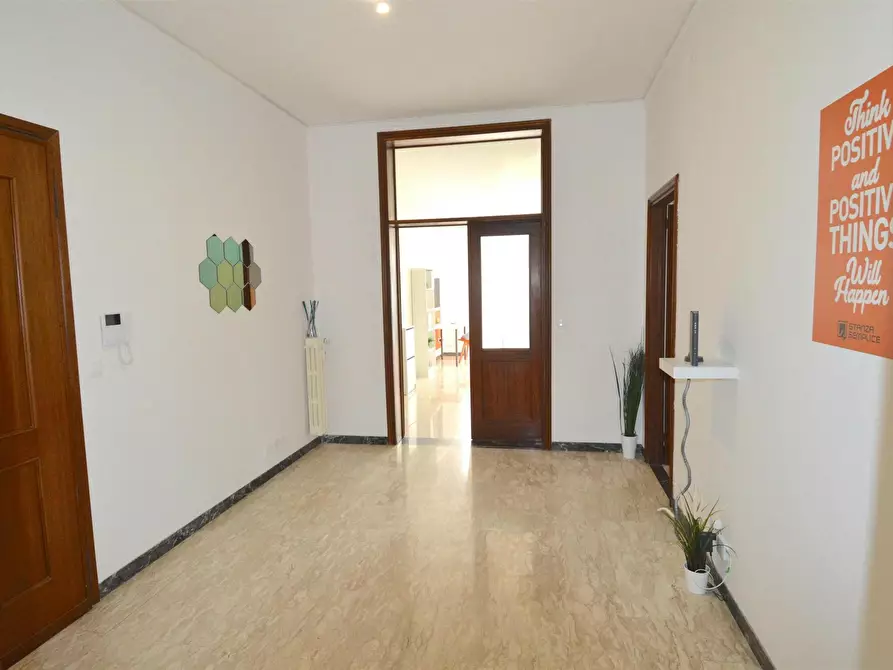 Immagine 10 di Camera in affitto  in Via Pastrengo a Modena