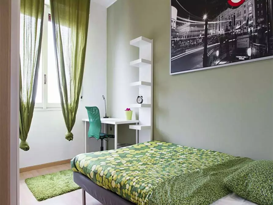 Immagine 3 di Camera in affitto  in Via Salvatore Barzilai a Milano