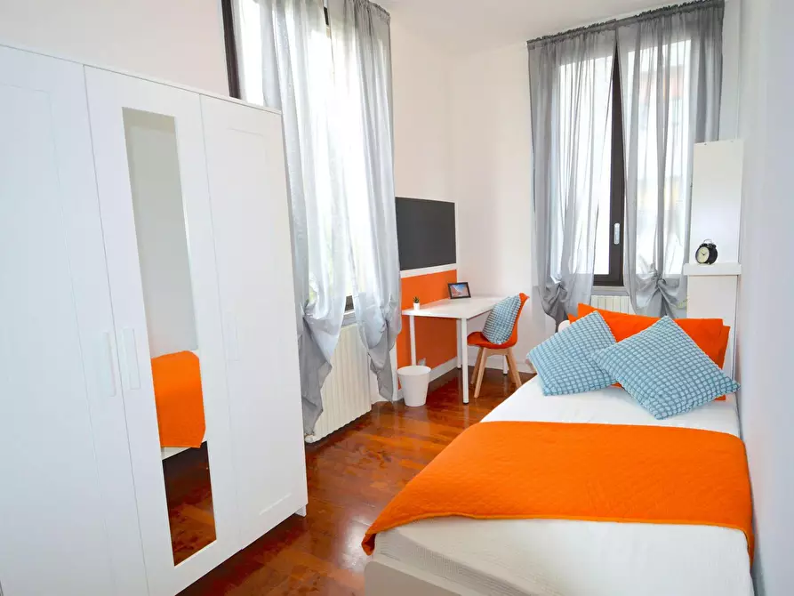 Immagine 3 di Camera in affitto  in Via Emilia Ovest a Modena