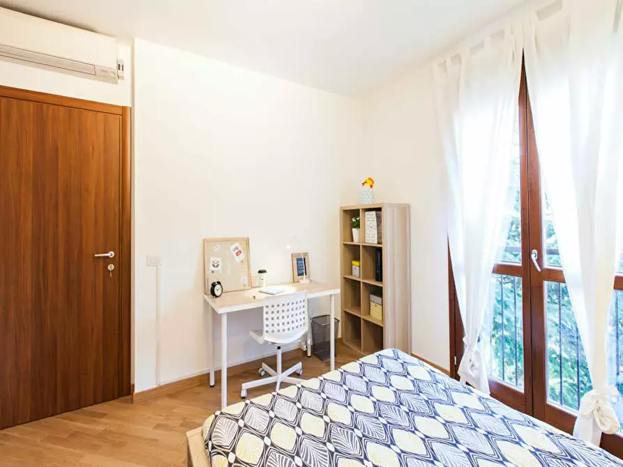 Immagine 4 di Camera in affitto  in Via Privata San Martiniano a Milano