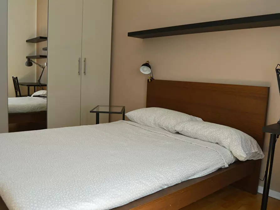 Immagine 2 di Camera in affitto  in Corso di Porta Romana a Milano