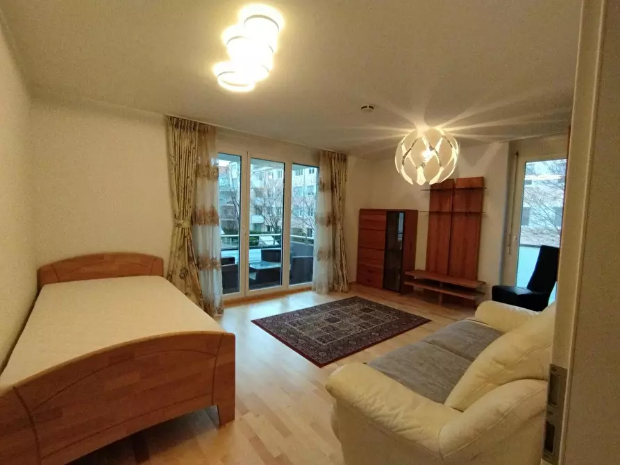 Immagine 1 di Camera in affitto  in Lohengrinstraße a München