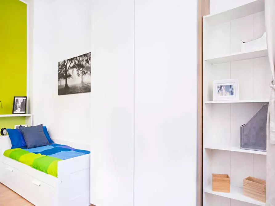 Immagine 3 di Camera in affitto  in Via Legnone a Milano