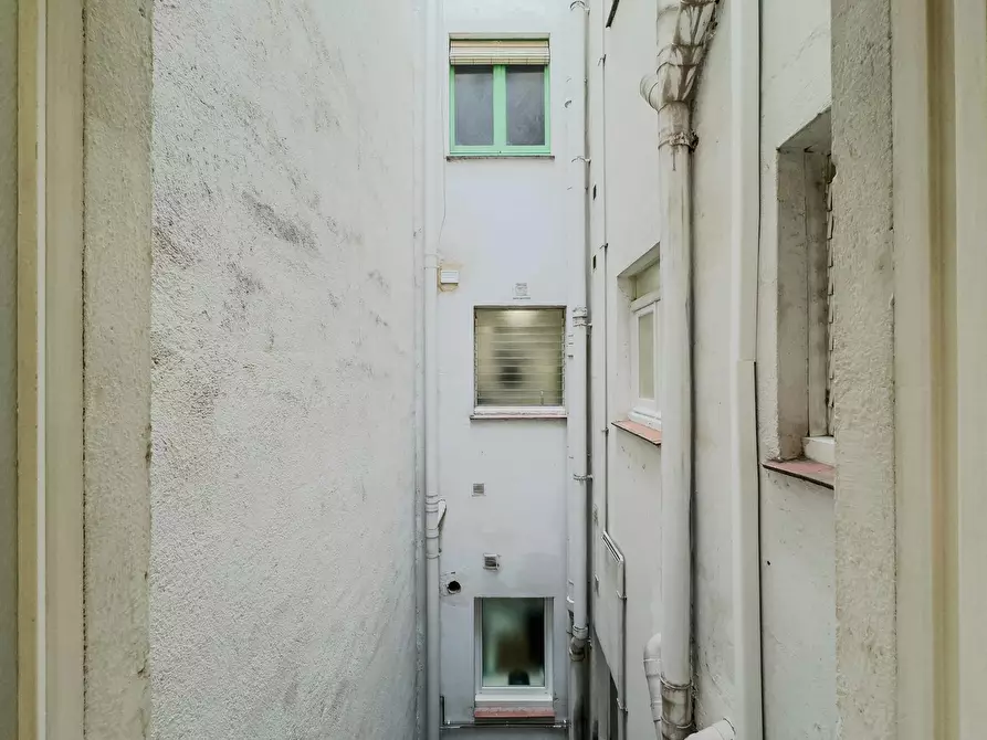 Immagine 3 di Camera condivisa in affitto  in Carrer del Rosselló a Barcelona