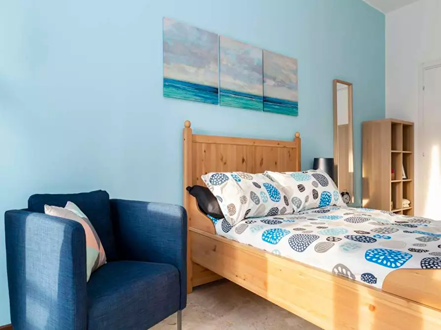 Immagine 3 di Camera in affitto  in Via dei Mandorli a Buccinasco